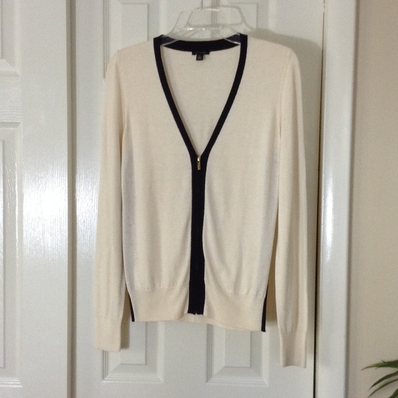 Ann Taylor Cream and Black Trim Zip Front Sweater - Picture 4 of 8
